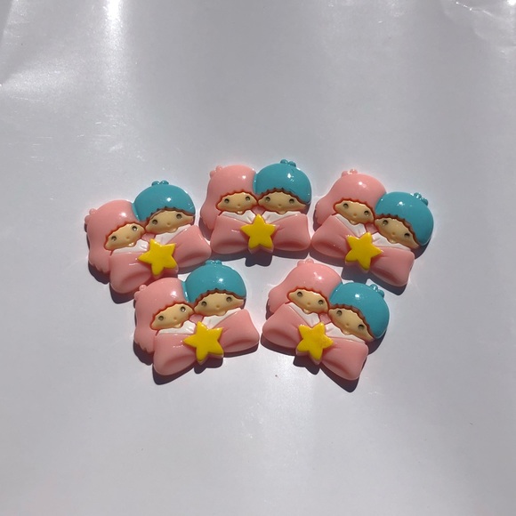 Little Twin Stars 🌟⭐️💫 - Picture 3 of 7